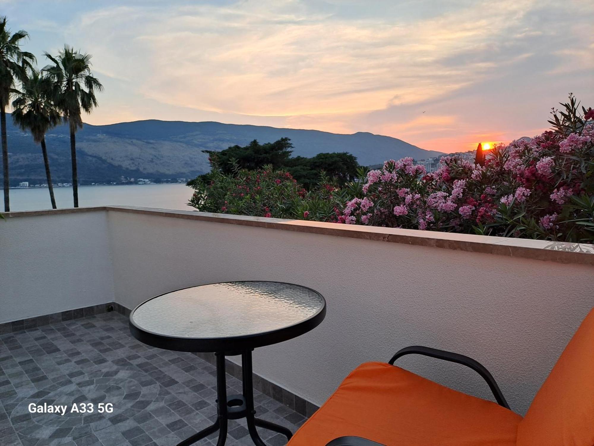 Vila Skala Herceg Novi Zewnętrze zdjęcie